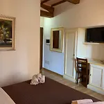 Residenza Via Dante Gubbio