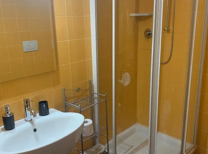 Residenza Via Dante 3* Gubbio