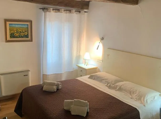 Residenza Via Dante Guest house