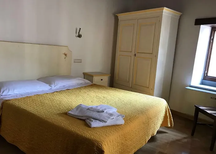 בית הארחה Residenza Via Dante גוביו